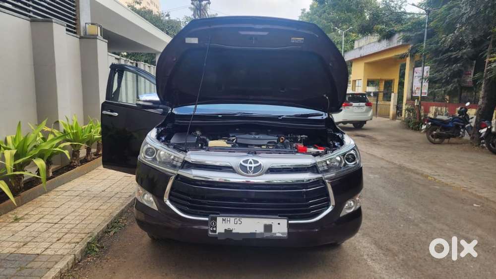 Toyota Innova Crysta 2.8z Automatic, 2016, Diesel
