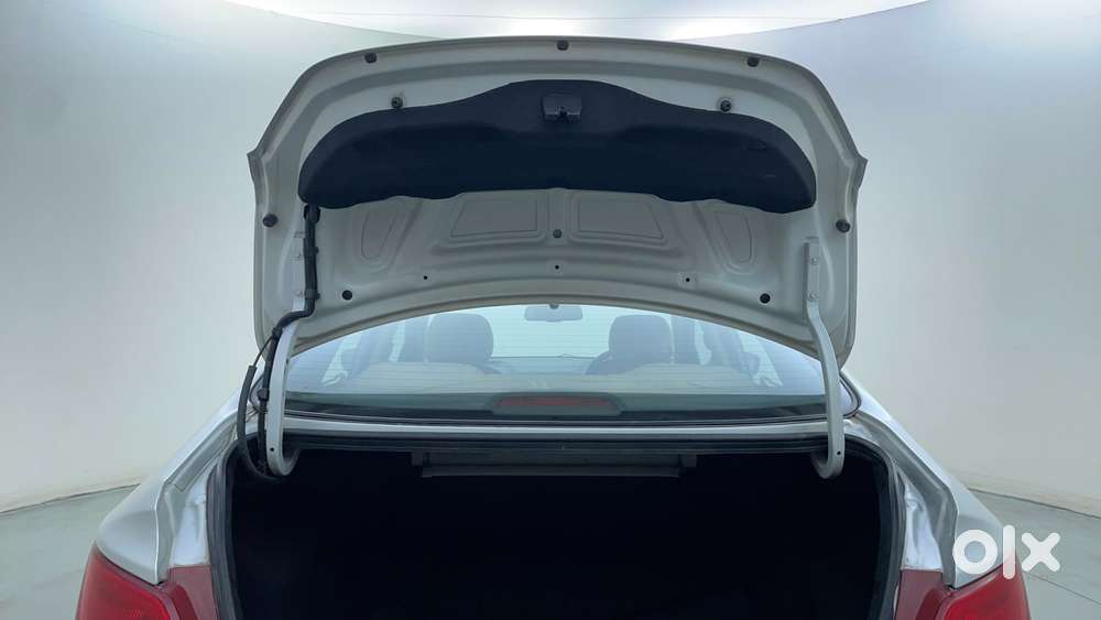 Hyundai Verna 1.6 Sx Vtvt, 2016, Petrol