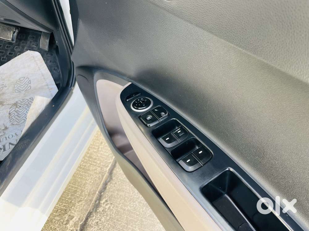 Hyundai Grand I10 Asta 1.2 At Vtvt, 2016, Petrol