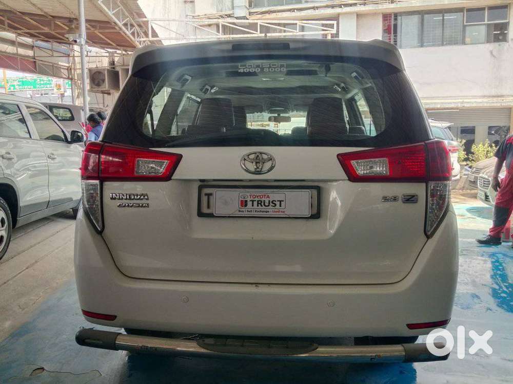 Toyota Innova Crysta, 2016, Diesel