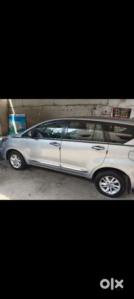 Toyota Innova Crysta 2.4 Diesel 2019