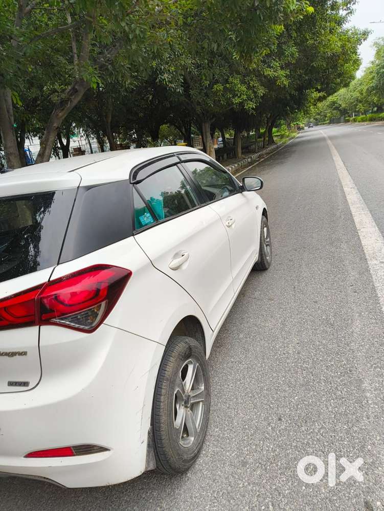 Hyundai I20 Magna 2015