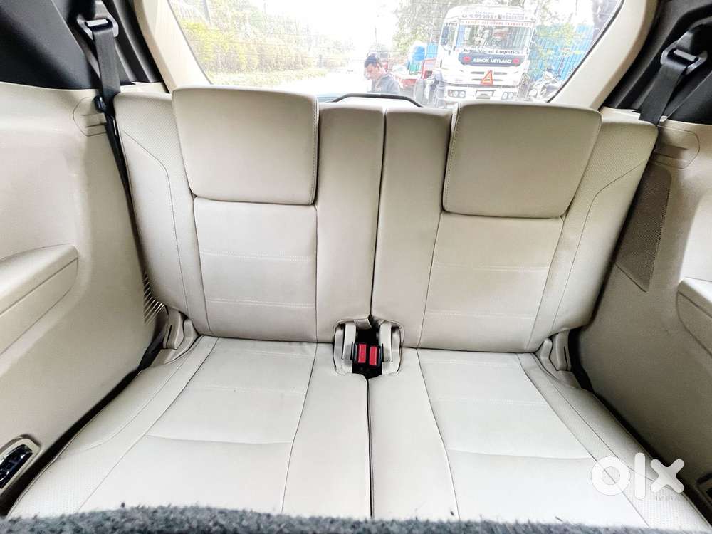 Ford Endeavour 2.2 Titanium At 4x2, 2016, Diesel