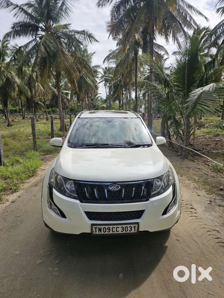 Mahindra Xuv500 2016 Diesel 93000 Km Driven