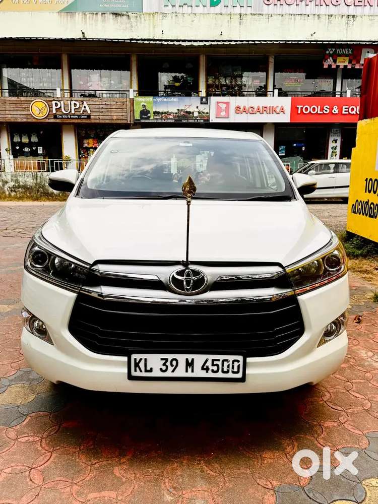 Toyota Innova Crysta 2018 Diesel 170000 Km Driven