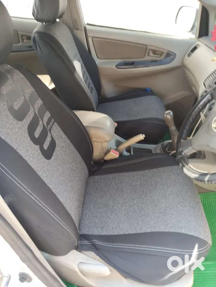 Toyota Innova 2009 Diesel 130000 Km Driven