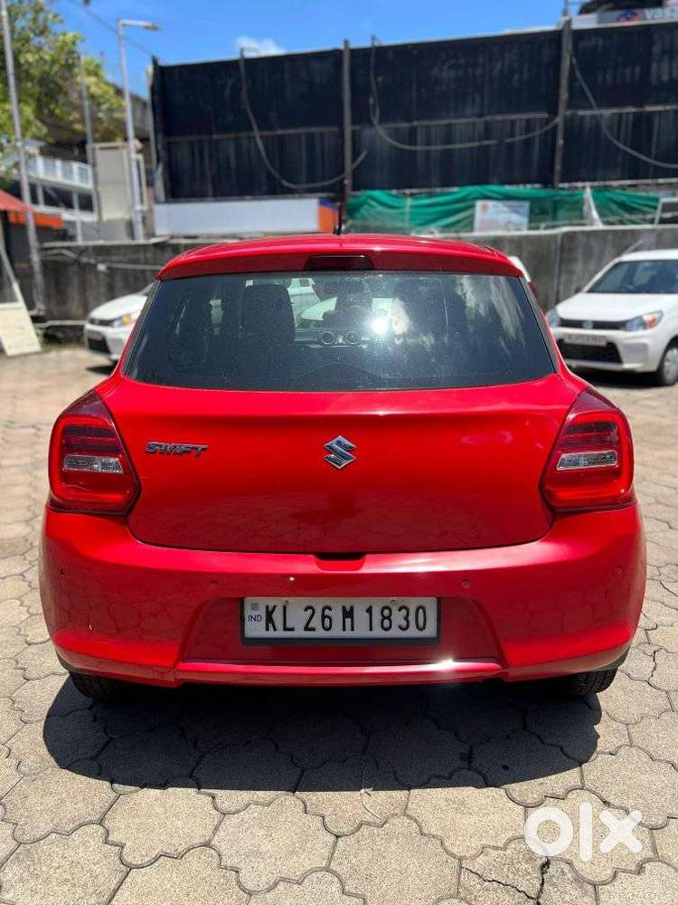 Maruti Suzuki Swift Vxi + Manual, 2021, Petrol