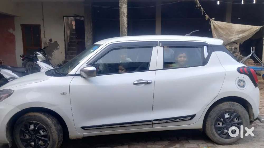 Maruti Suzuki Swift Lxi Petrol 2021