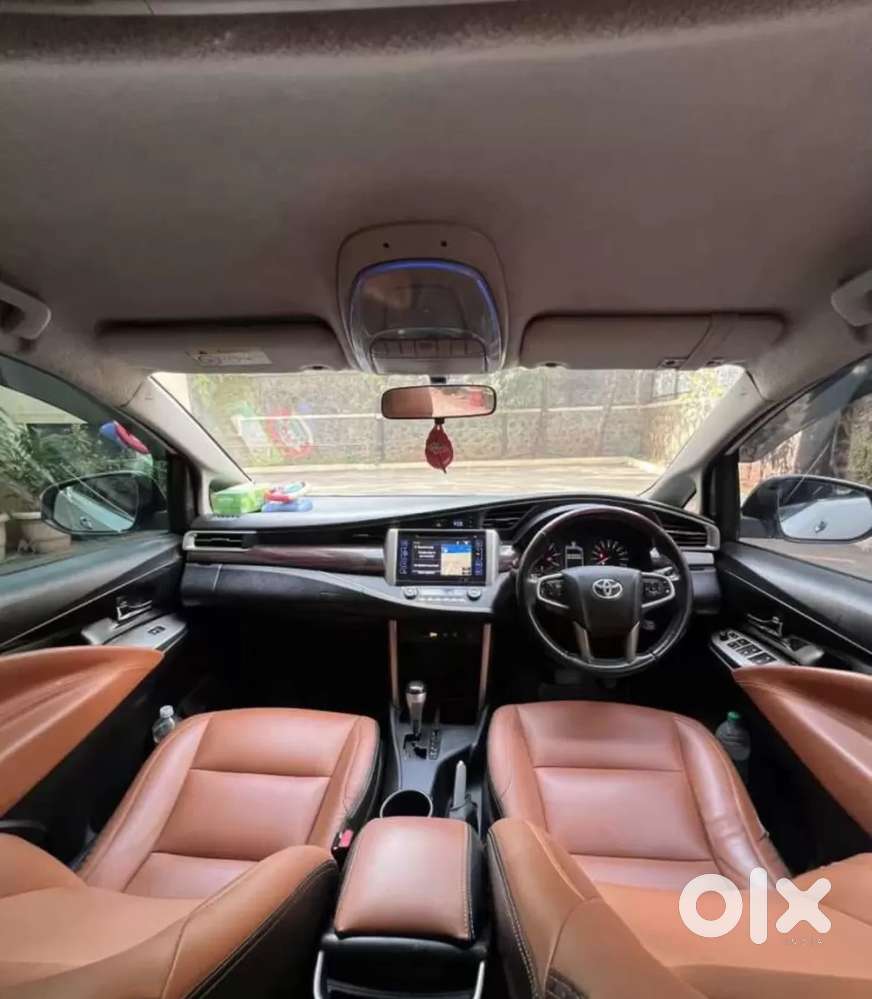Toyota Innova Crysta 2.8 Zx At 7 Seater, 2019, Diesel