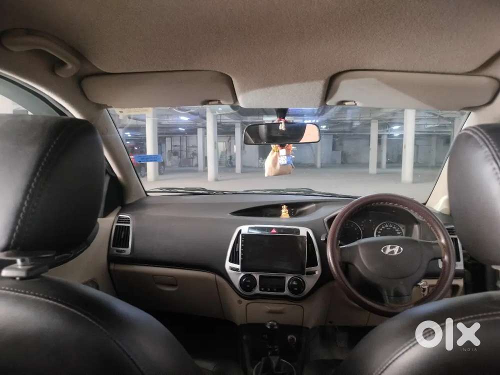 I20 Magna - Hyundai 2012 Dec