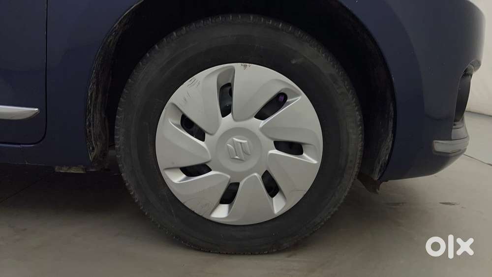 Maruti Suzuki Dzire 1.2 Vxi Amt, 2017, Petrol