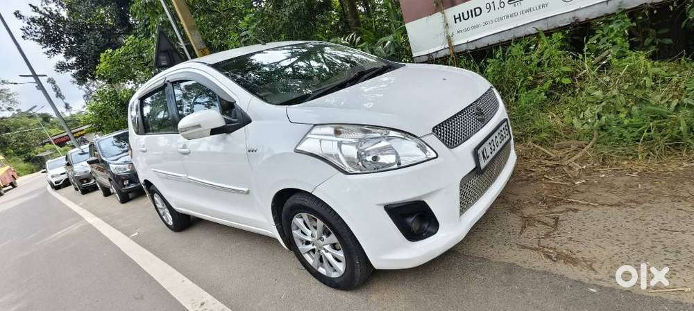 Maruti Suzuki Ertiga Zxi, 2015, Petrol