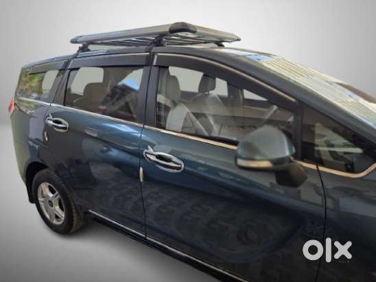 Mahindra Marazzo M6 8str, 2019, Diesel