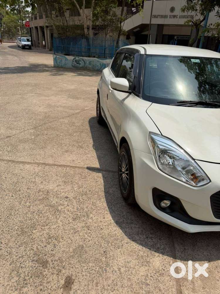 Maruti Suzuki Swift Amt Vvt Zxi, 2020, Petrol