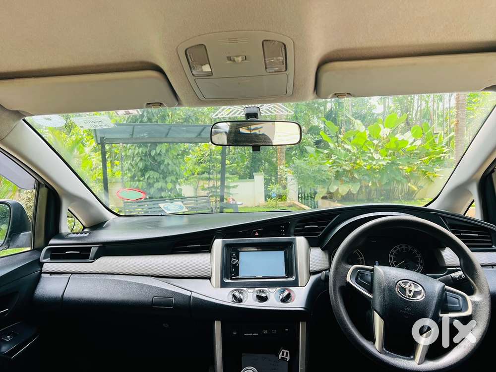 Toyota Innova Crysta 2017