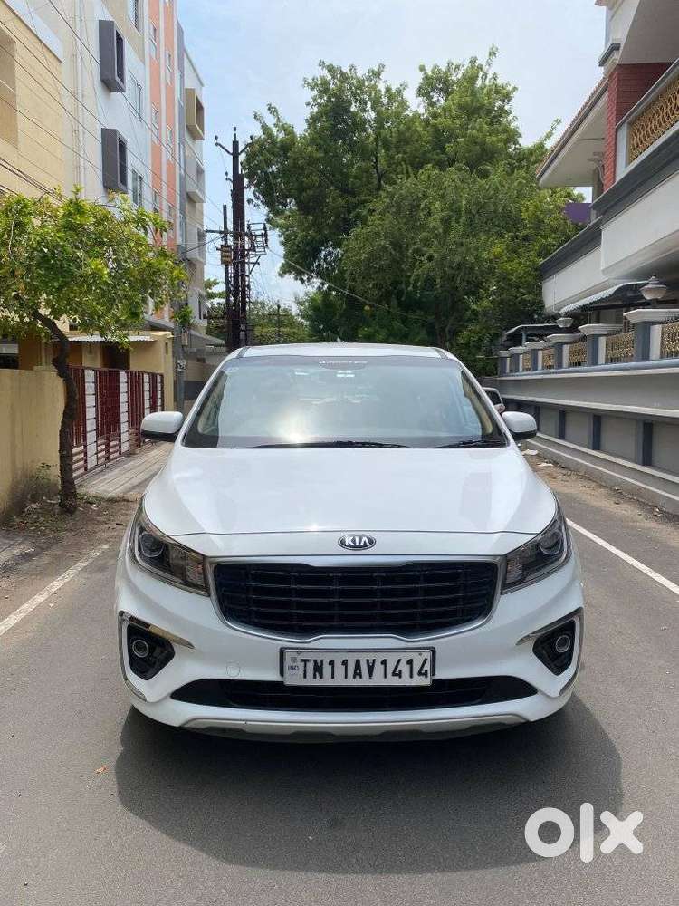 Kia Carnival Premium, 2021, Diesel