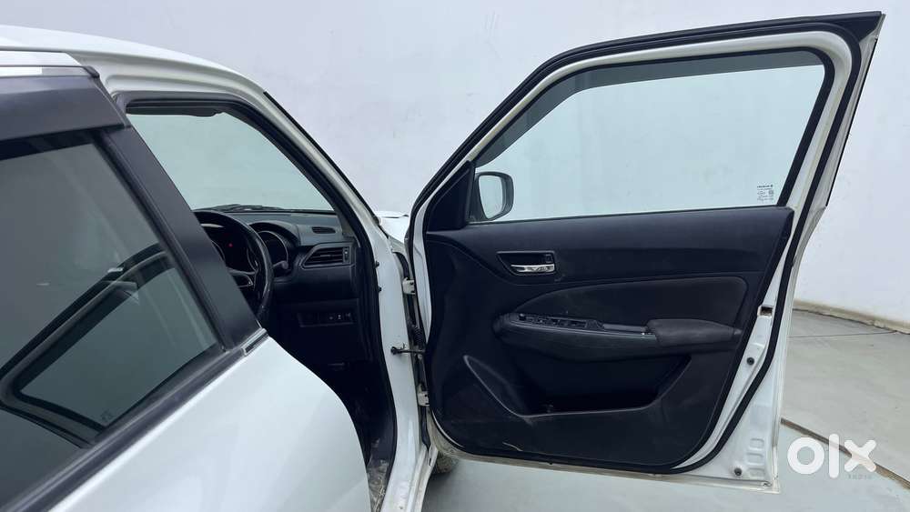 Maruti Suzuki Swift Vvt Vxi, 2023, Petrol