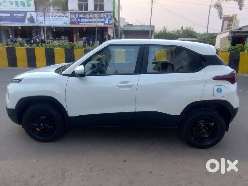 Tata Punch Pure, 2022, Petrol