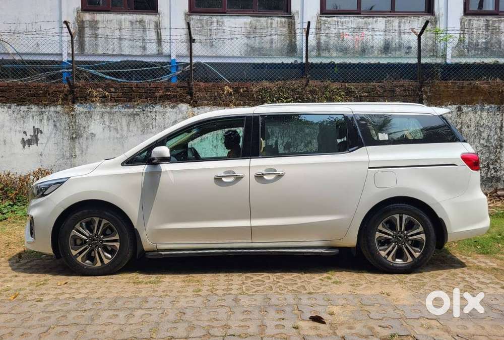 Kia Carnival Limousine Plus 7 Str, 2022, Diesel