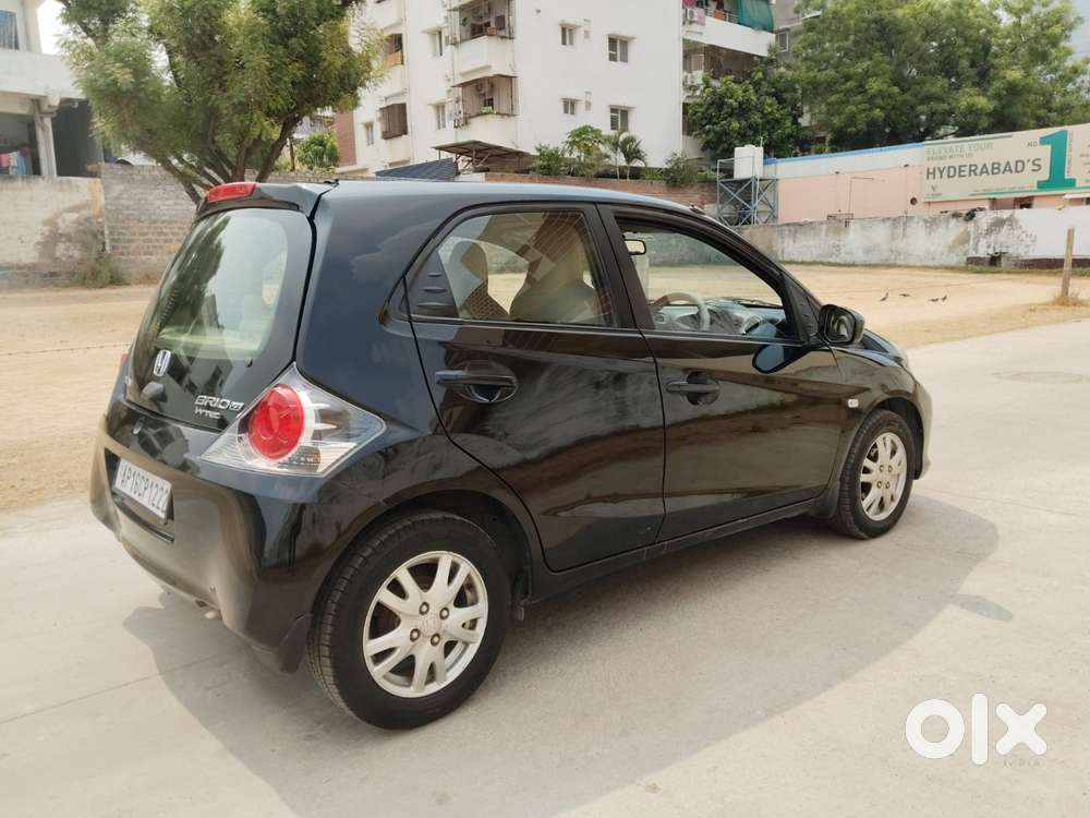 Honda Brio V Automatic, 2013, Petrol