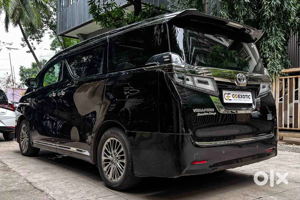 Toyota Vellfire 2.5 Hybrid, 2022, Petrol