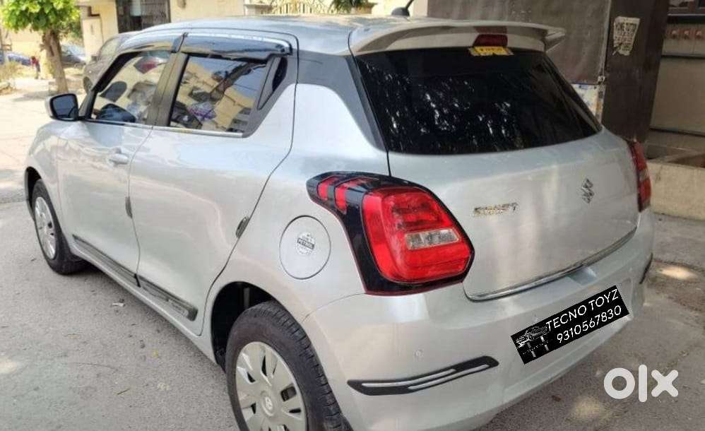Maruti Suzuki Swift Vxi + Manual, 2022, Petrol