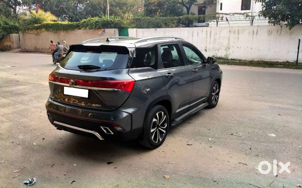 Mg Hector Plus Sharp Pro 1.5 Turbo Petrol Cvt 7 Str, 2023, Petrol