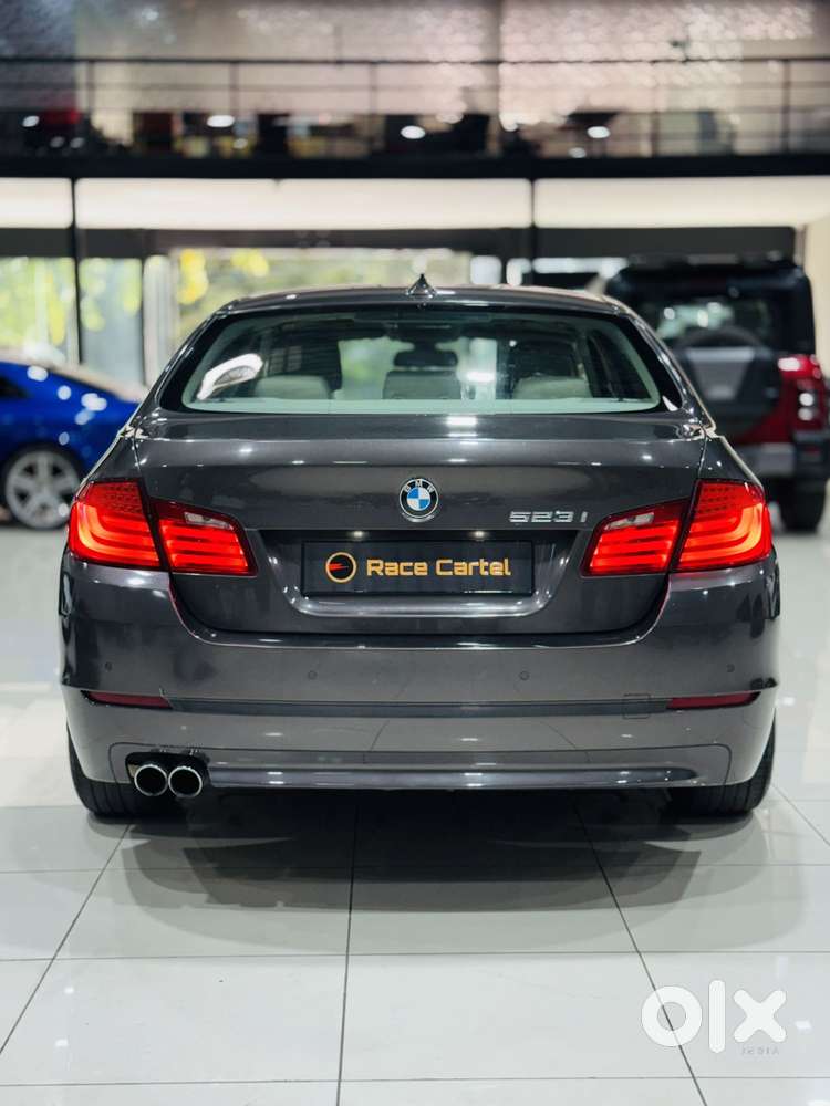 Bmw 5 Series 523i Sedan, 2010, Petrol