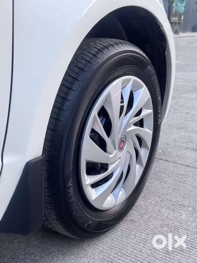 Maruti Suzuki Swift Dzire 1.3 Vxi, 2011, Petrol