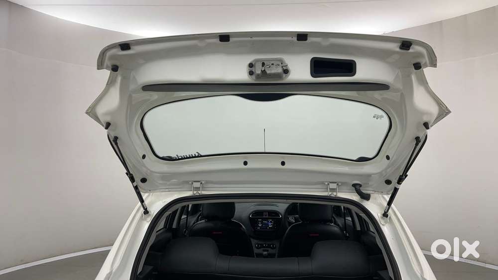 Tata Tiago 1.2 Revotron Xt Rhythm, 2022, Petrol