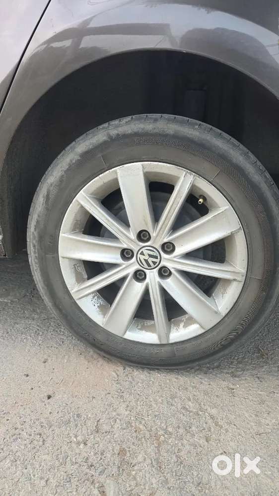 Volkswagen Vento 2016 Manual Comfortline
