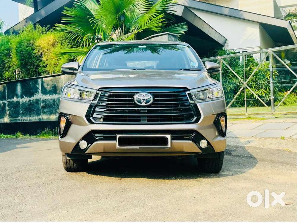 Toyota Innova Crysta 2.4 Gx Limited Edition At 7 Str, 2021, Diesel