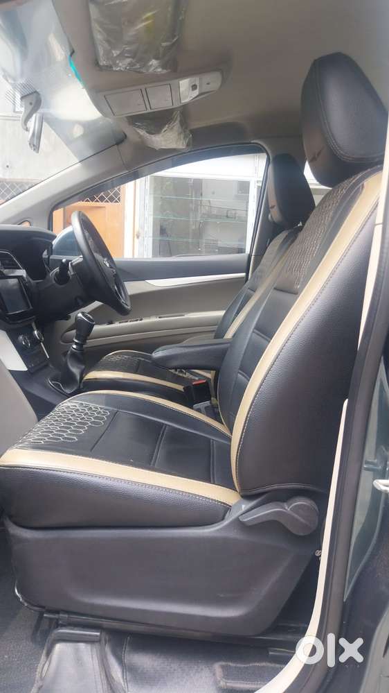 Mahindra Marazzo M8, 2018, Diesel