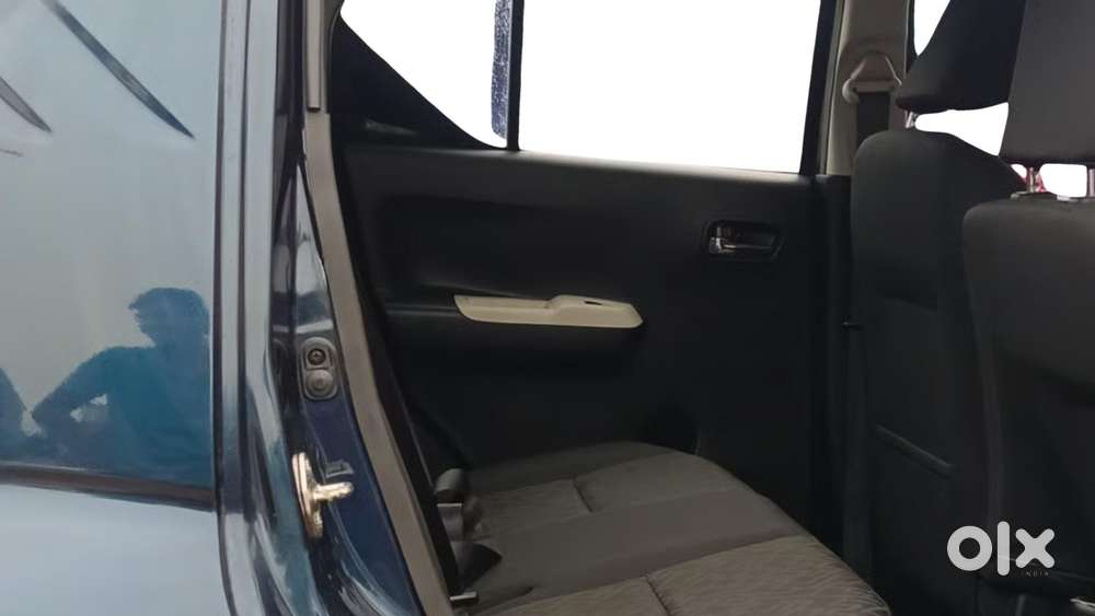 Maruti Suzuki Ignis 1.2 Alpha Amt, 2024, Petrol