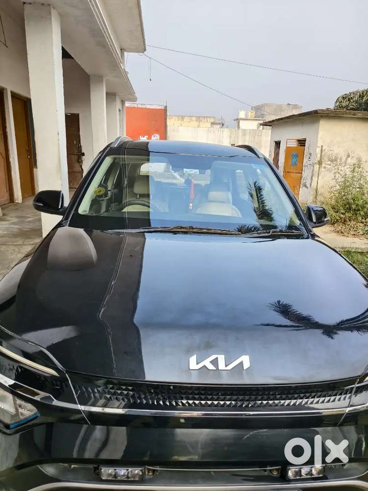 Kia Carens Prestige Plus 2023