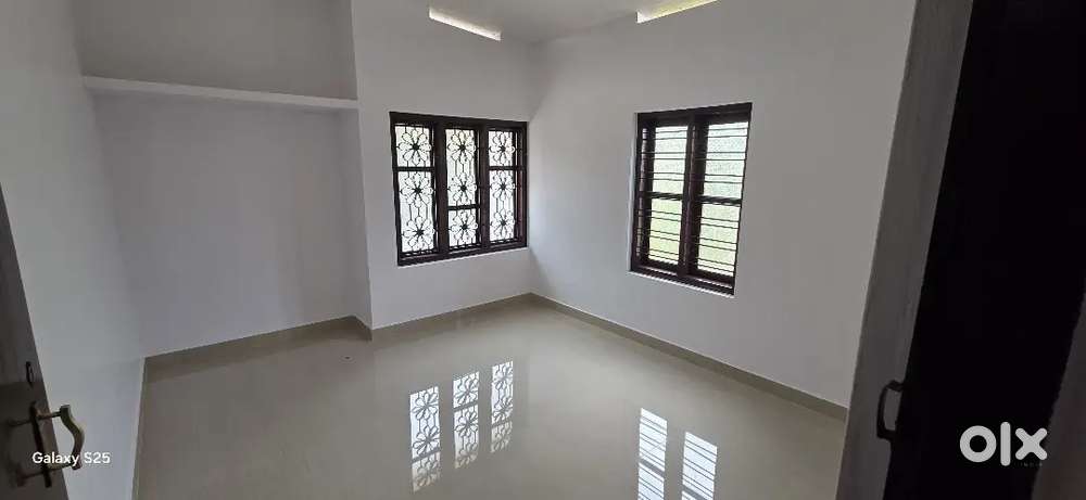 KOZHENCHERRY, KUZHIKALA ROAD FRONTAGE 12 CENT HOUSE FOR SALE - For