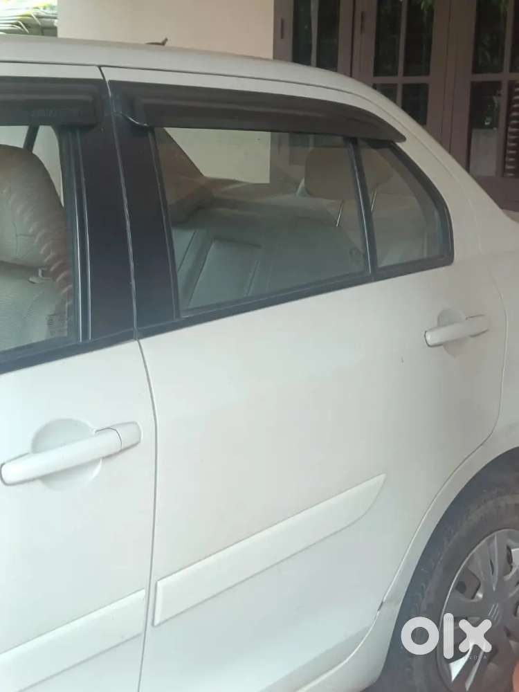 Maruti Suzuki Swift Dzire 2013
