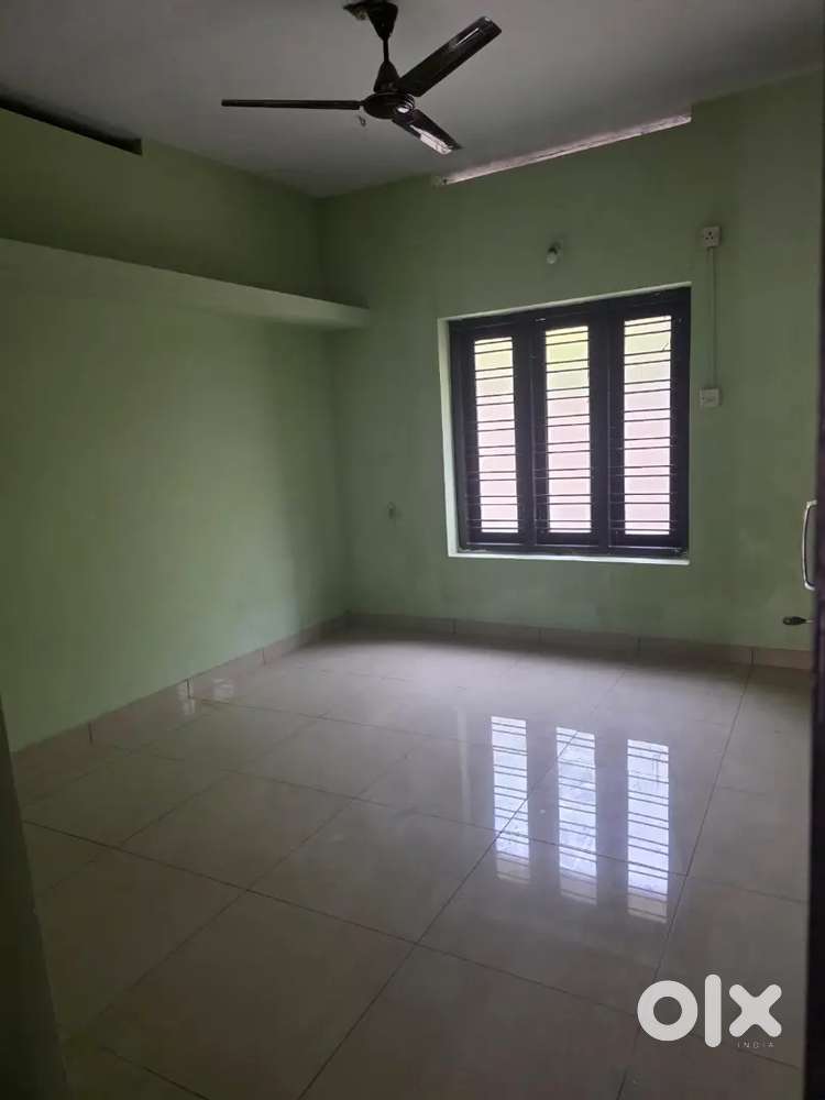 2BHK in Thampanoor