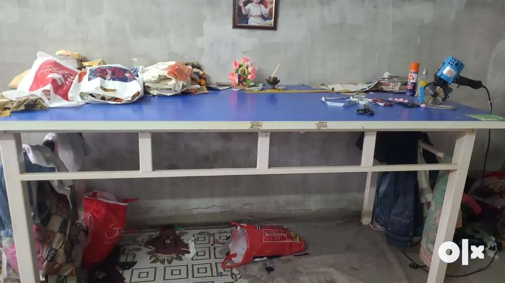 Cutting table Other Household Items 1746635839