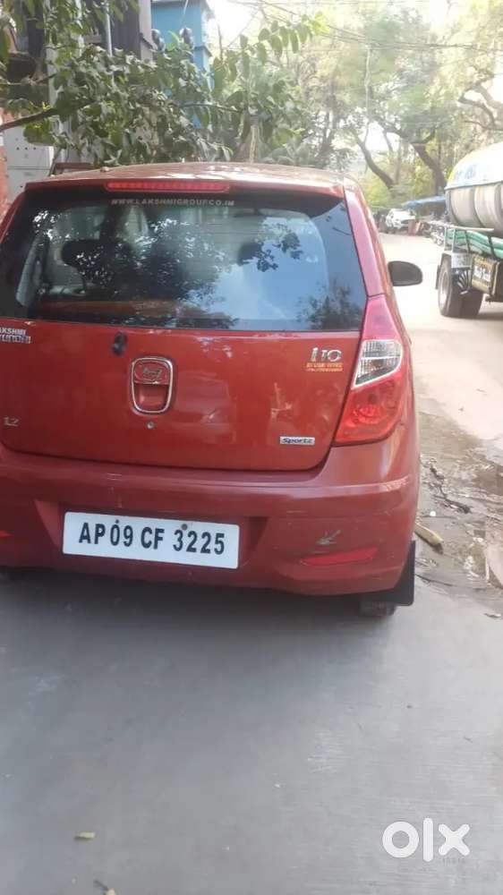 Hyundai I10 Sportz 2011