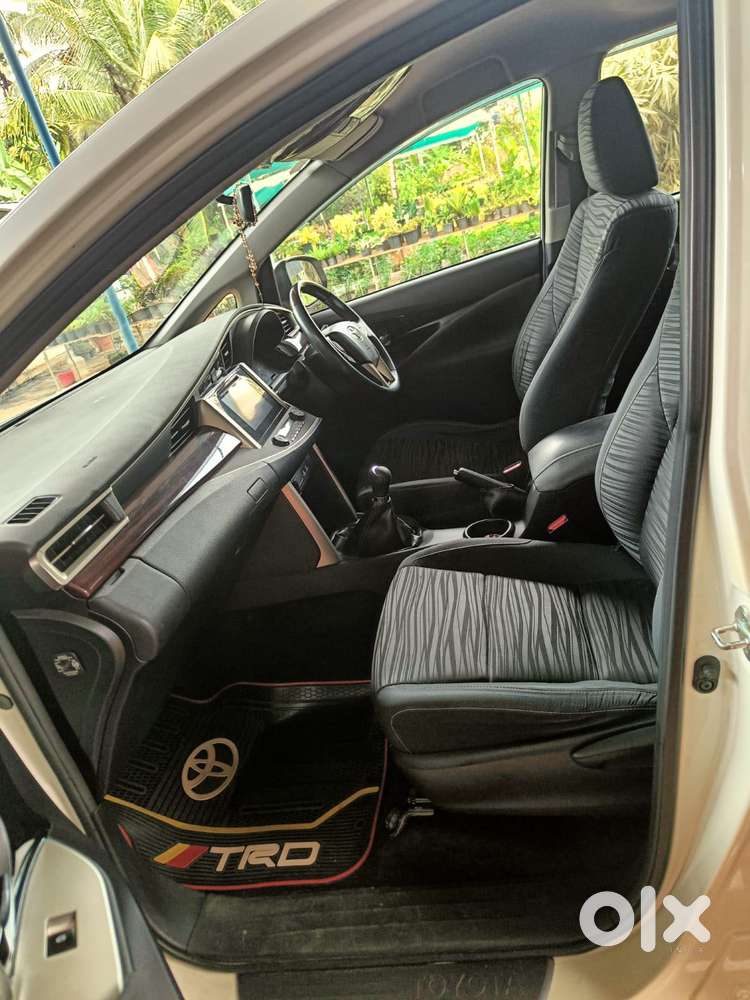 Toyota Innova Crysta 2.4 V, 2017, Diesel