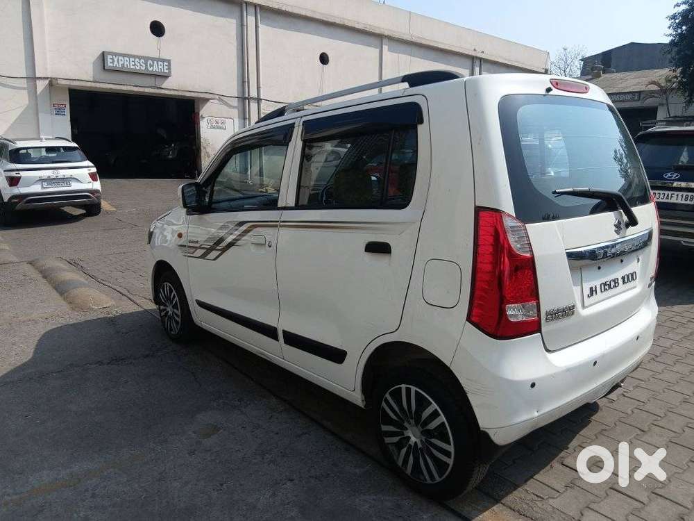 Maruti Suzuki Wagon R Vxi Amt1.2, 2018, Petrol