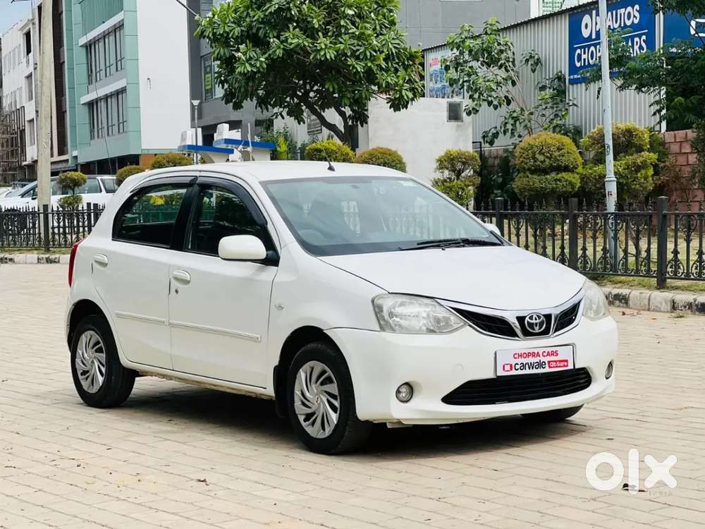 Toyota Etios Liva 1.2 G, 2012, Petrol