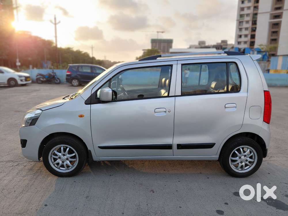 Maruti Suzuki Wagon R 1.0 Vxi Amt, 2017, Petrol