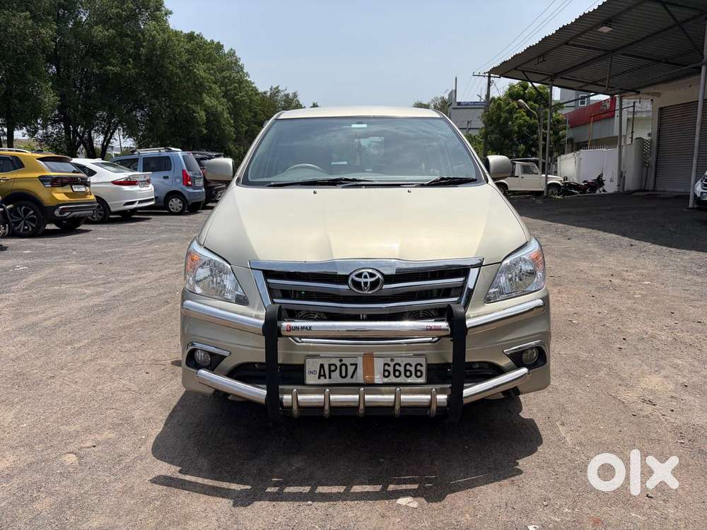 Toyota Innova 2.5 G (diesel) 7 Seater, 2014, Diesel