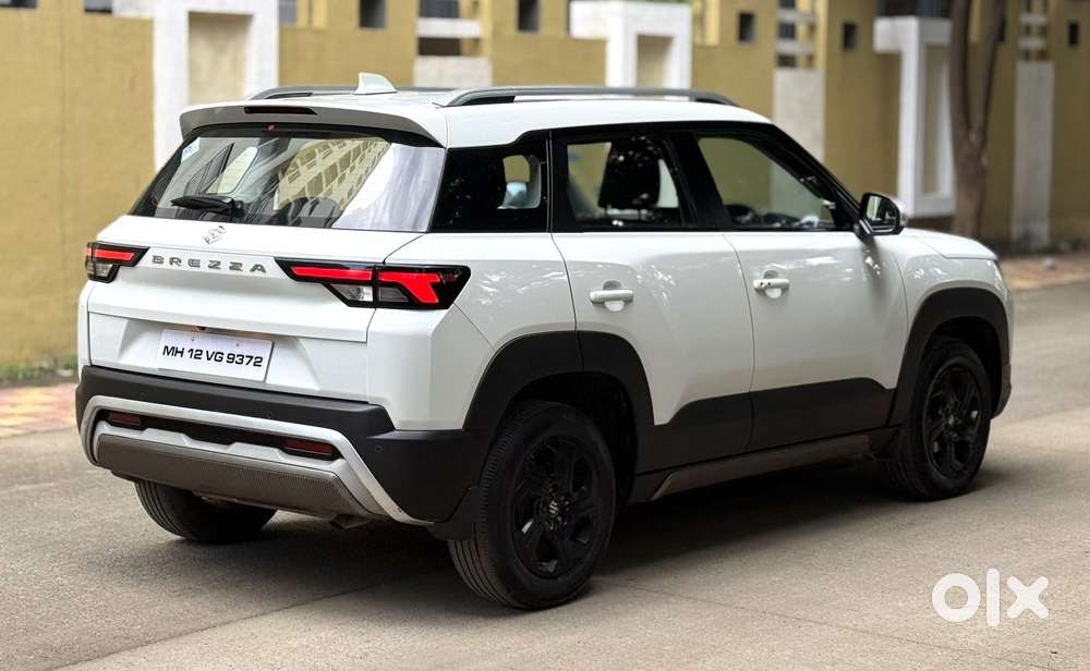 Maruti Suzuki Brezza Zxi S-cng, 2023, Cng & Hybrids
