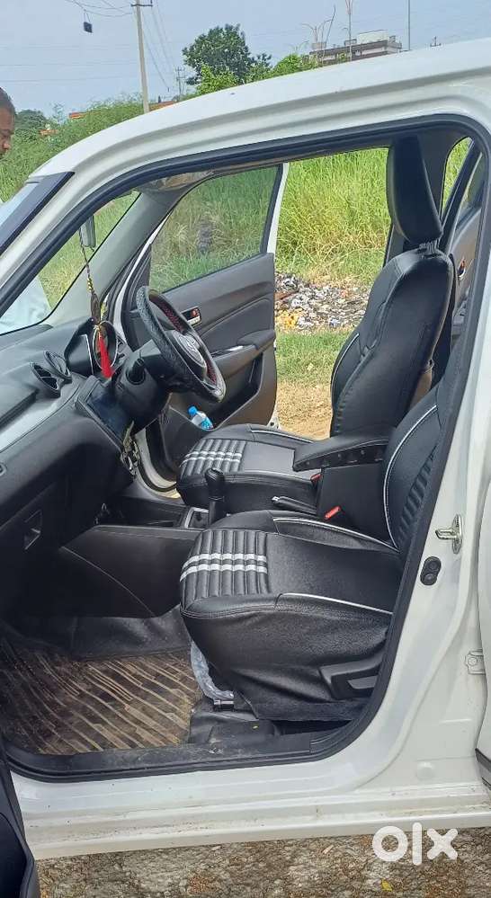 Maruti Suzuki Swift 2023 Petrol 7218 Km Driven