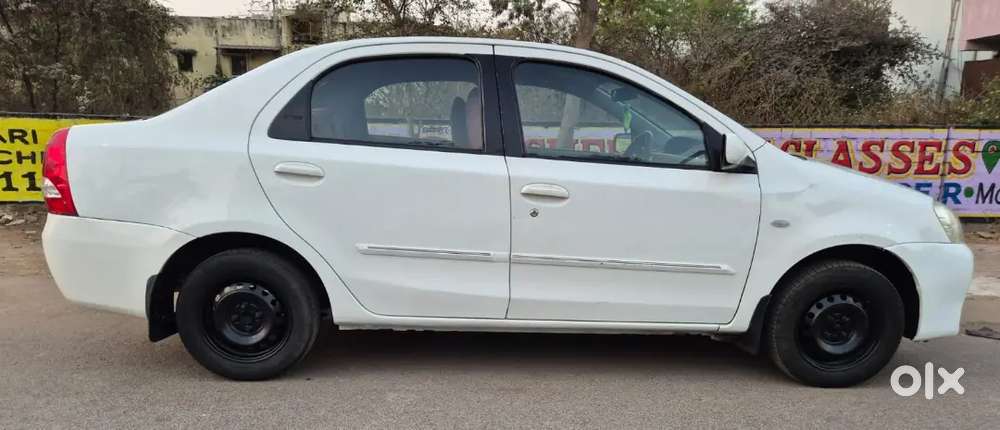 Toyota Etios 2012 Diesel 80000 Km Driven