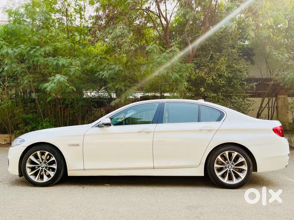Bmw 5 Series 2.0 520i Luxury Line, 2016, Petrol