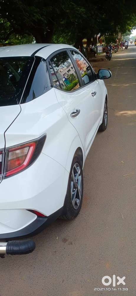Hyundai Aura 2021 Car